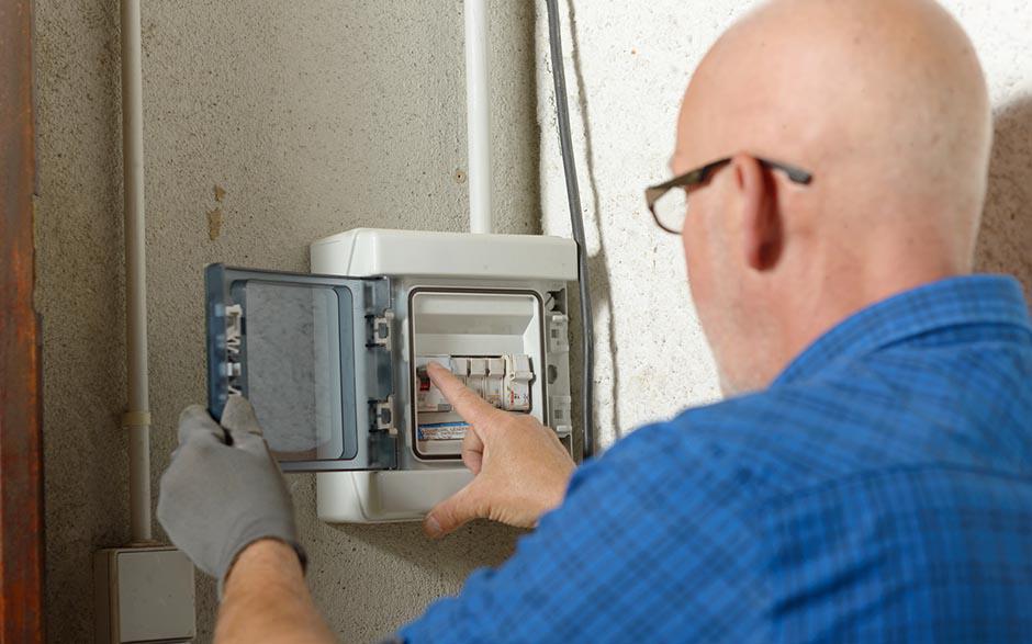 électricien dépannage Saint-Nom-la-Bretèche